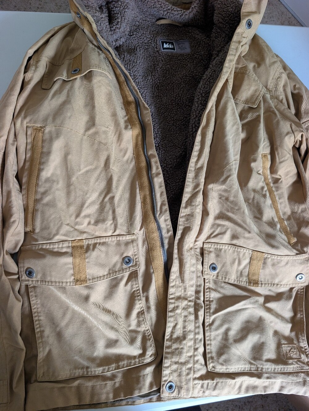 REI Men’s Tan Sherpa-Lined Parka Jacket Medium